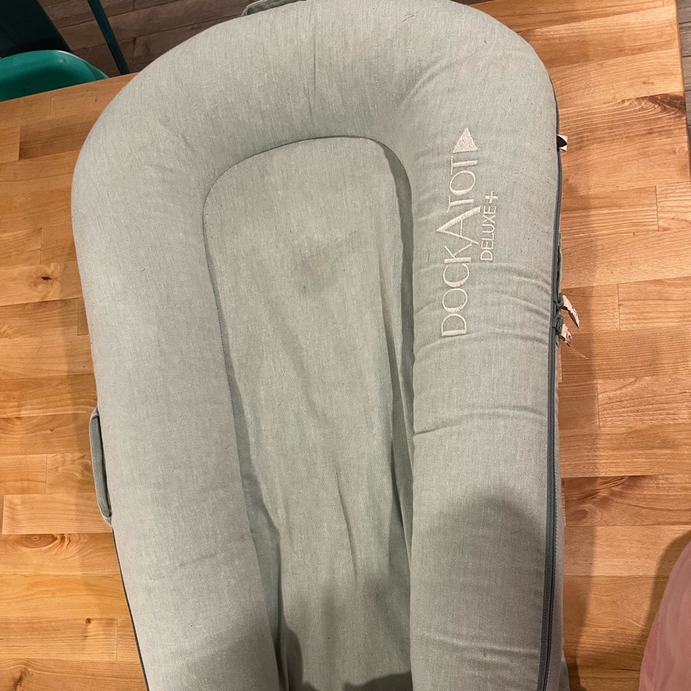 Lightly used Dock A Tot Deluxe